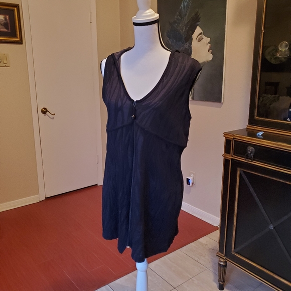 Dotti Suimsuit Cover in Black - Picture 2 of 4